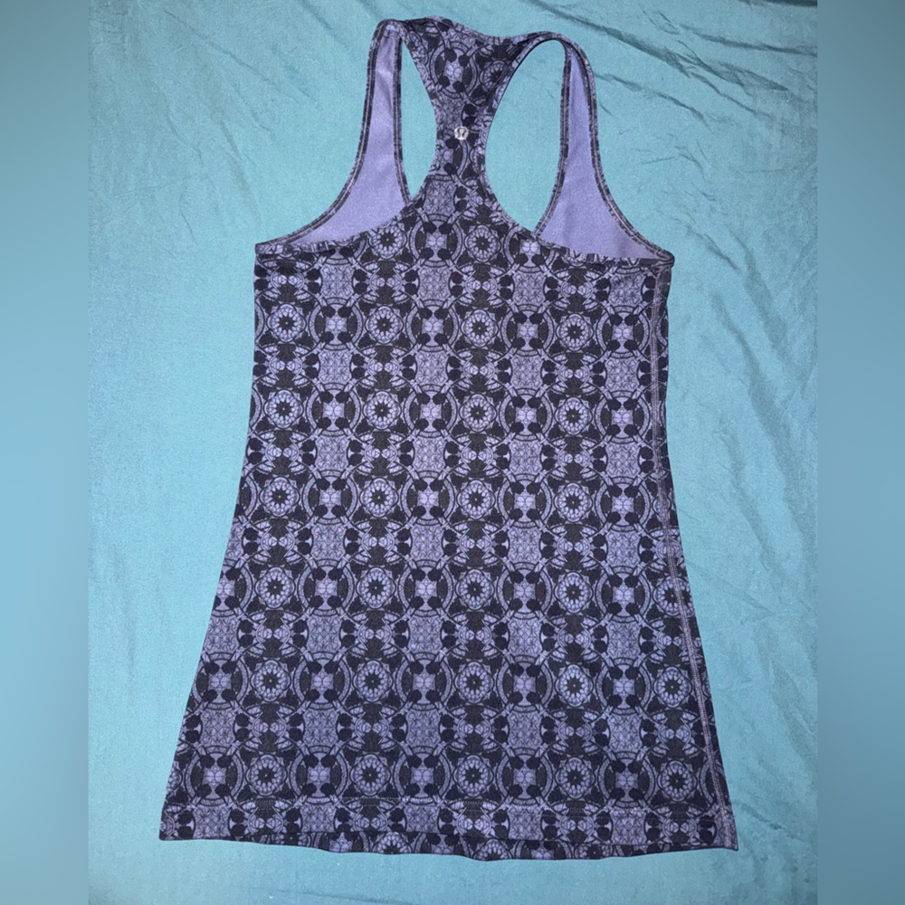 Patterned Racerback Tank Top - Picture 5 of 5